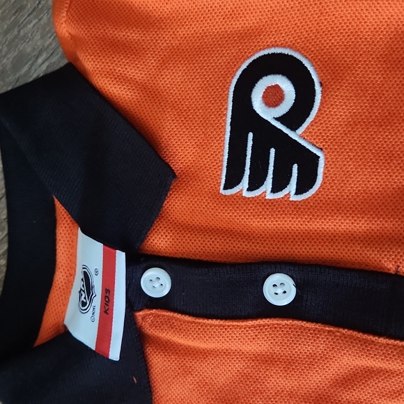 NHL Kids Philly Flyers 18 mos. Onesie - Picture 2 of 5